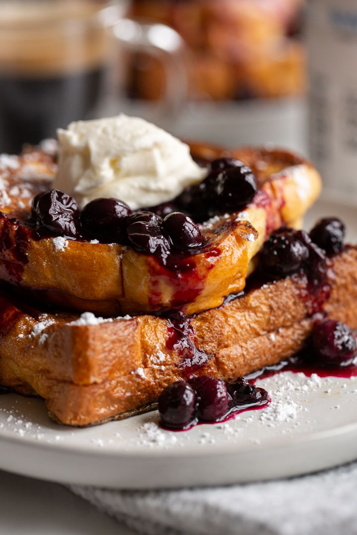 Order Fresh Blueberry French Toast food online from Neal Coffee Shop store, San Mateo on bringmethat.com