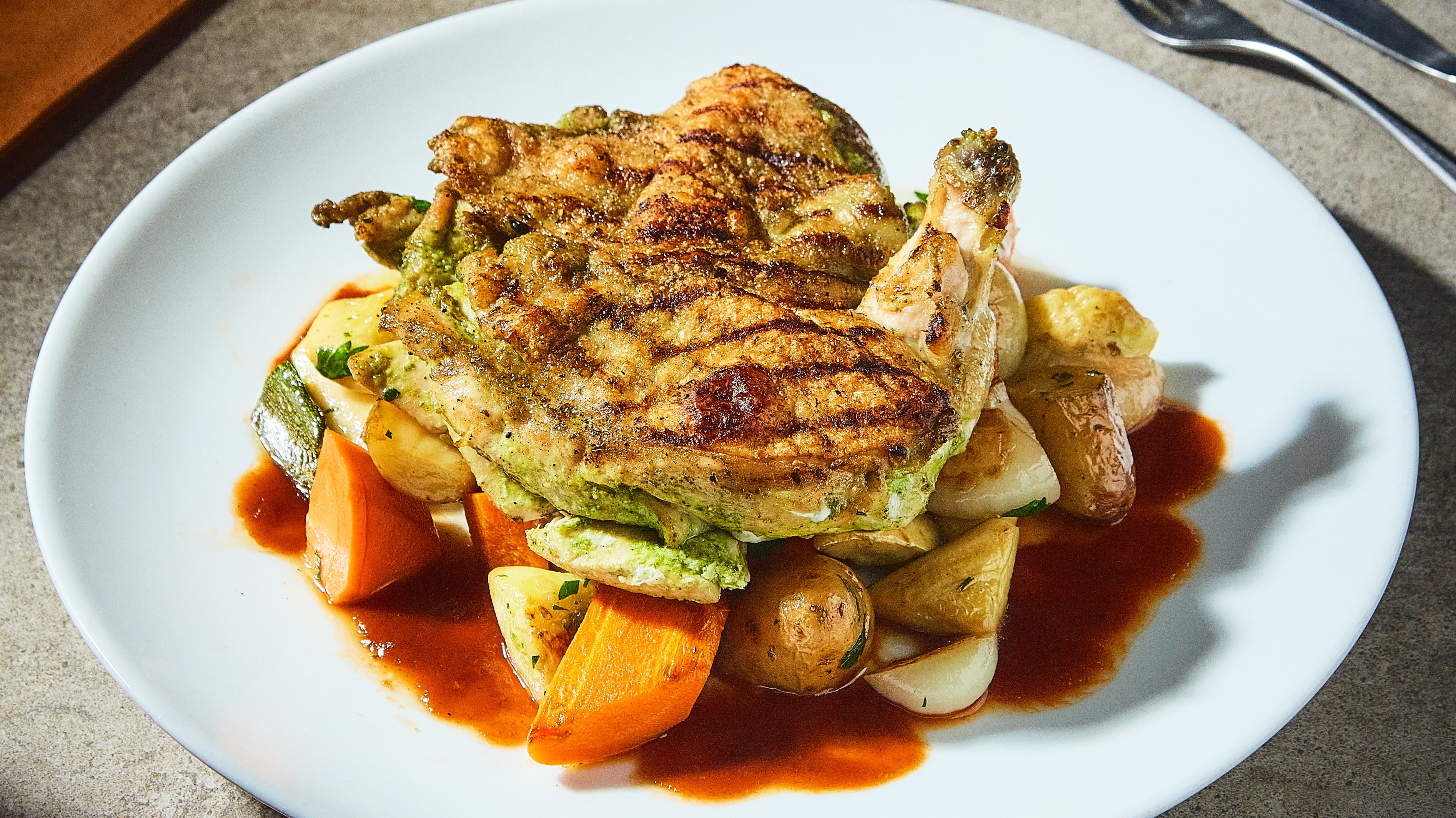 Order Grilled Chicken food online from Della Terra store, Los Angeles on bringmethat.com