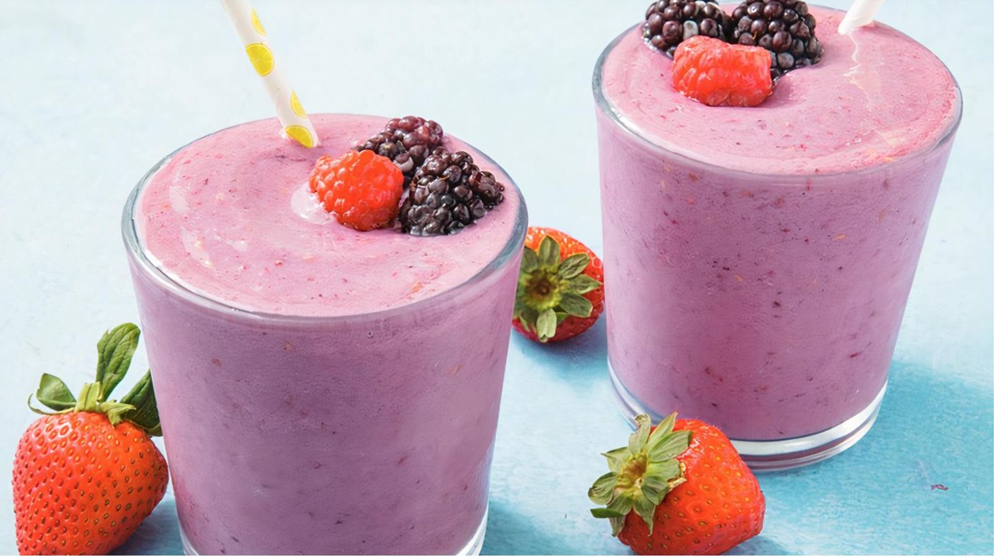 Order Mixed Berries Smoothie food online from Yum Yum Dounts store, Dearborn on bringmethat.com