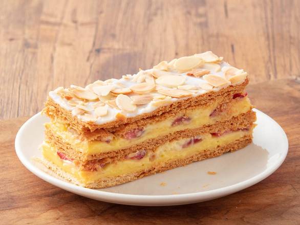 Order Strawberry Napoleon food online from La Madeleine Country French Cafe store, Buford on bringmethat.com