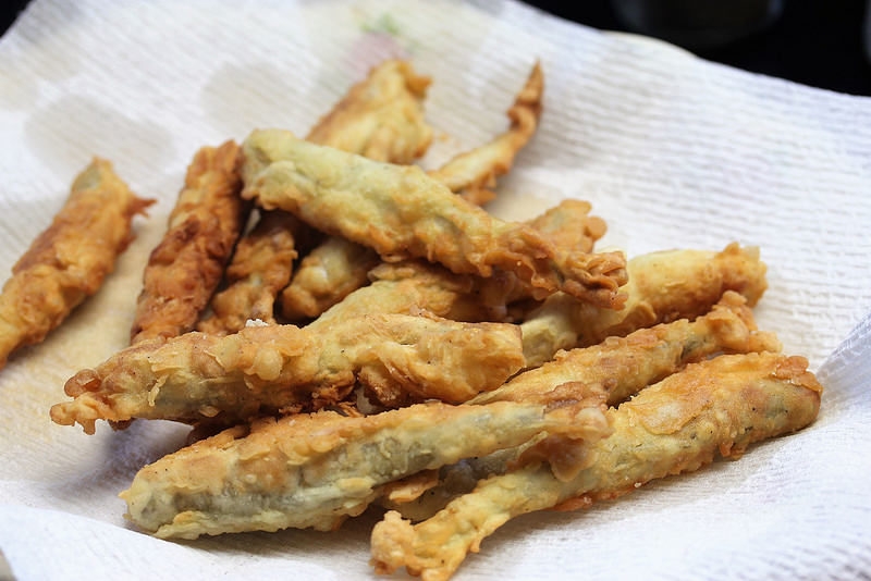 Order Smelts - Breaded food online from Captain’s Curbside Seafood store, Trappe on bringmethat.com