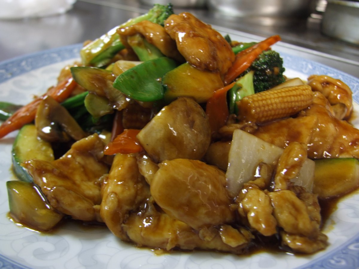 Order 75. Quart of Sha Ta Chicken food online from China Joy Restaurant store, Jacksonville on bringmethat.com