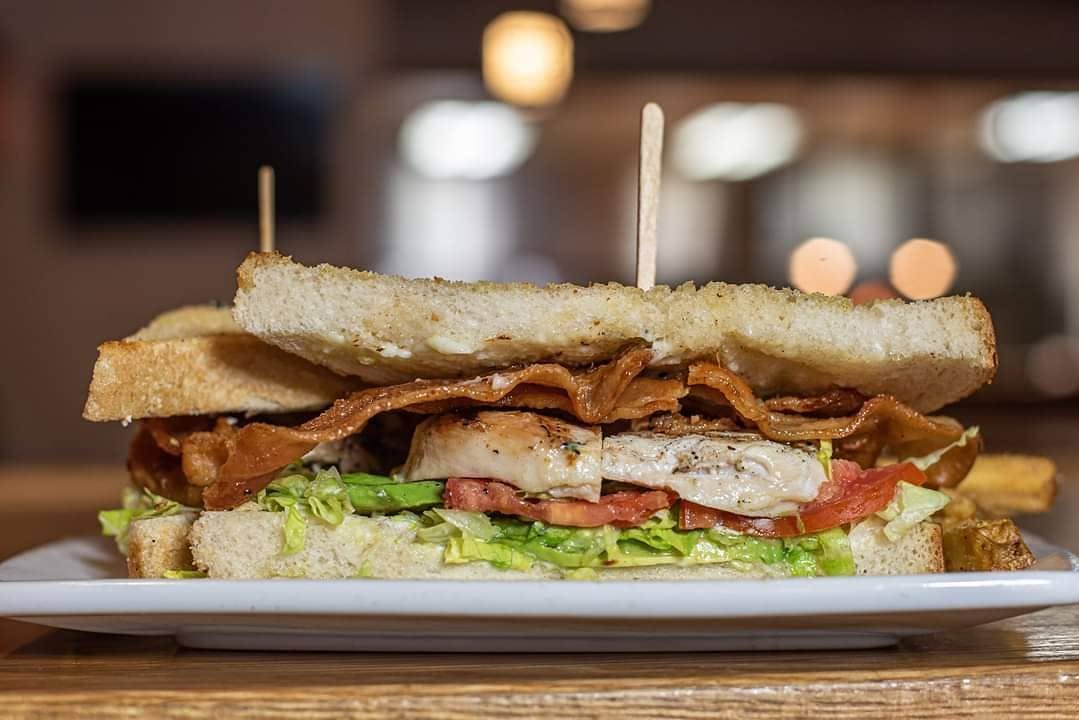 Order Chicken Club Sandwich - Sandwich food online from Craftsman Wood Fired Pizza store, Placentia on bringmethat.com