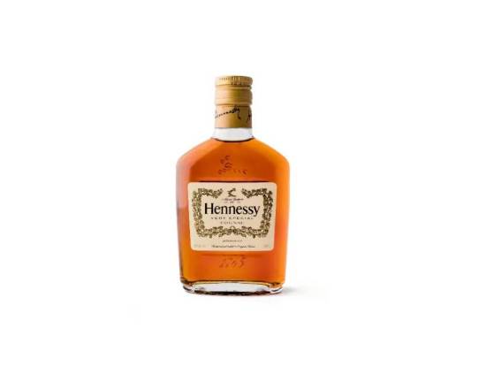 Order Hennessy VS, 200mL cognac (40.0% ABV) food online from Fastrip store, Bakersfield on bringmethat.com
