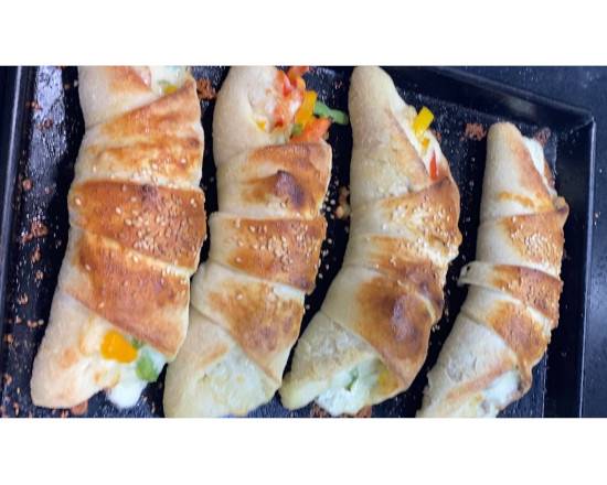 Order Vegetable Calzone food online from J2 PIZZA CAFE & SUSHI BAR store, Brooklyn on bringmethat.com