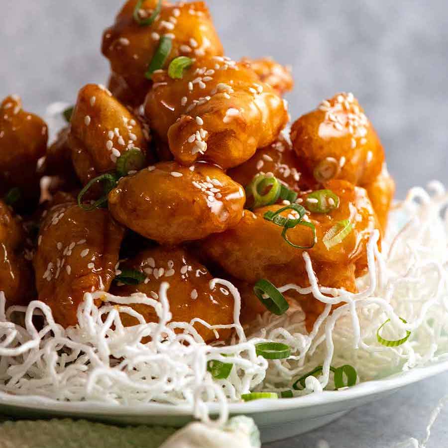 Order C22. Sesame Chicken food online from Jasmine Chinese & Asian Cafe store, Lone Tree on bringmethat.com