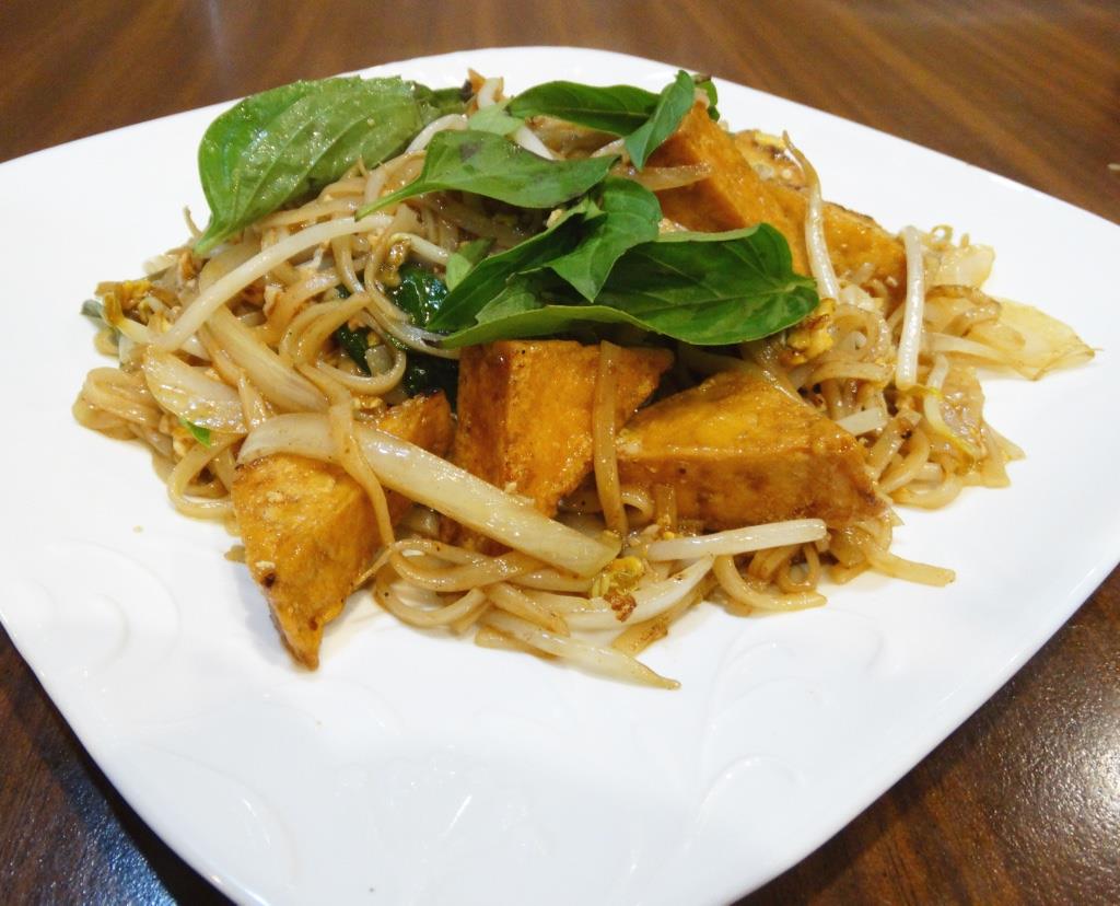 Order Pad Thai Noodles food online from Rice Palace store, Eau Claire on bringmethat.com