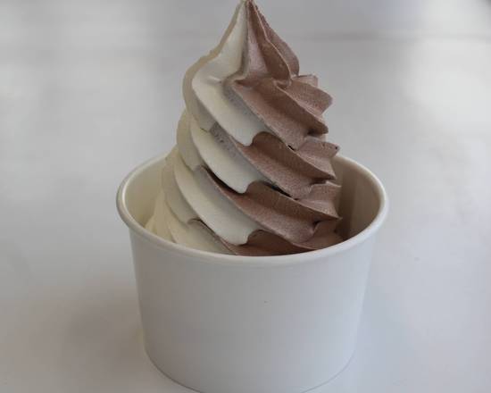 Order Medium Cup food online from Marvel Frozen Dairy store, Lido Beach on bringmethat.com