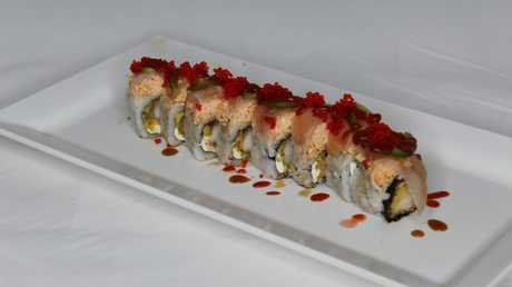Order Sumo Special Roll Special food online from Sumo Sushi & Grill store, Longmont on bringmethat.com