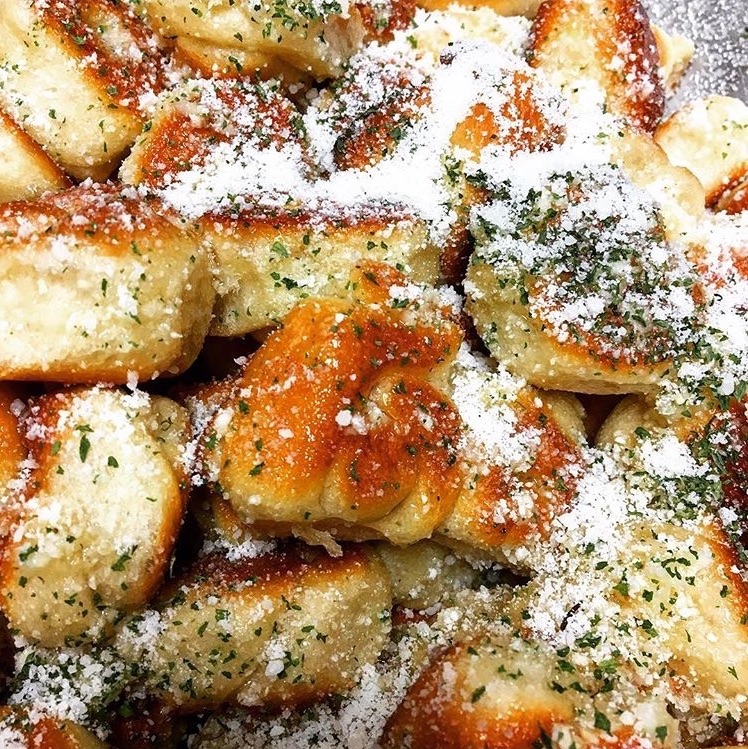 Order Garlic Knots food online from Not Ray's Pizza store, Brooklyn on bringmethat.com