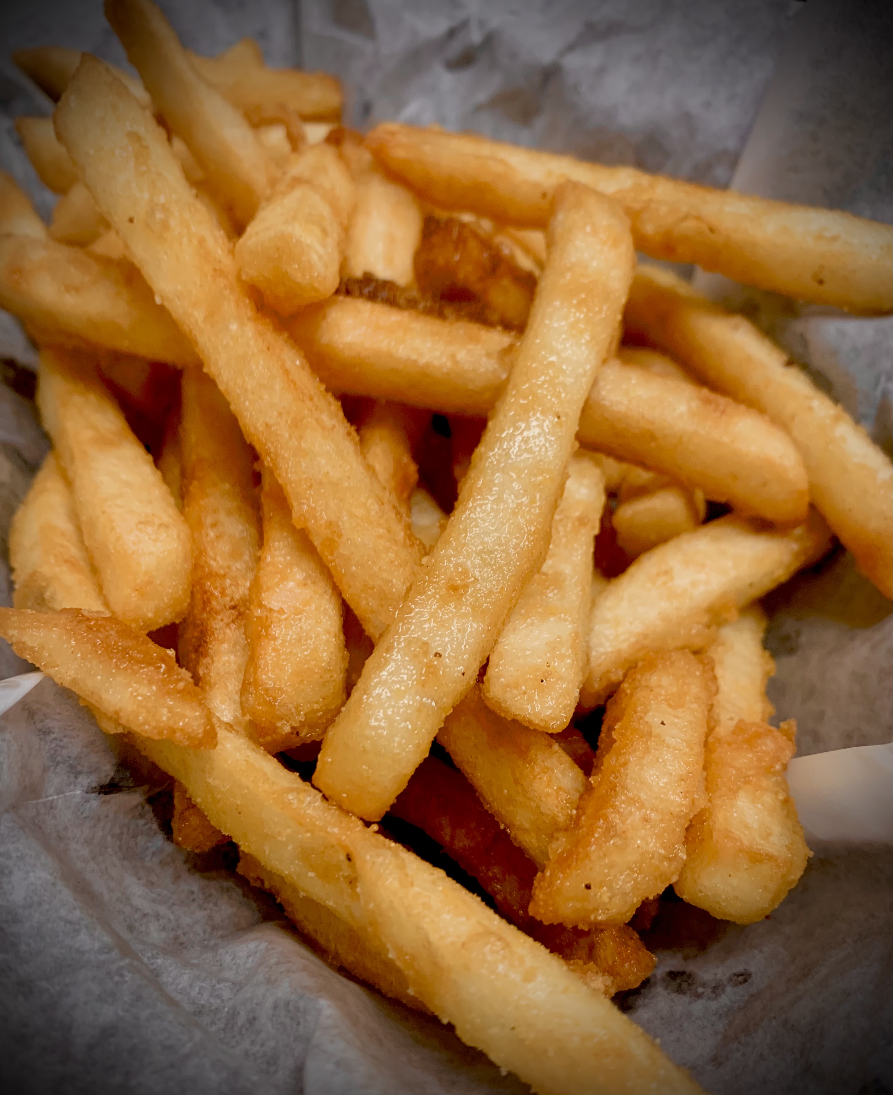 Order French Fries food online from Stanley's Grill store, Chicago on bringmethat.com