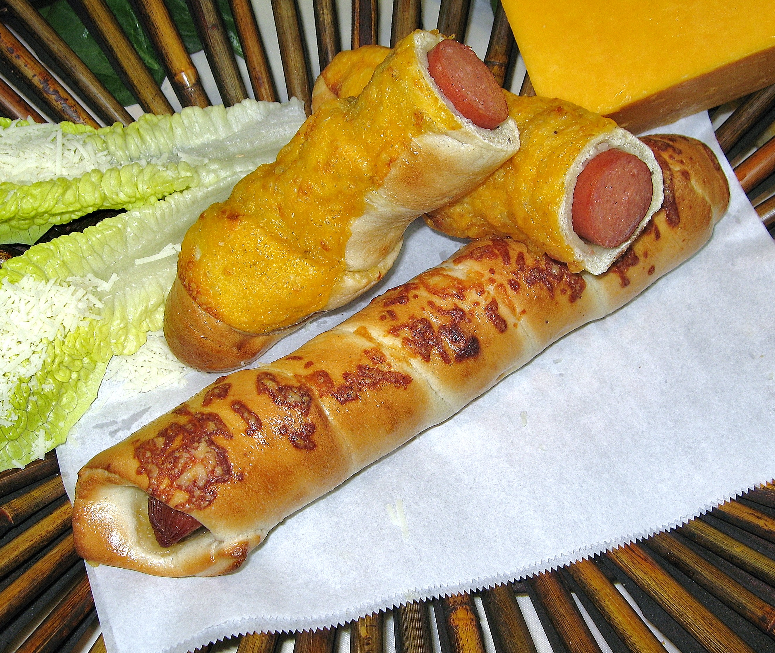 Order Bagel Hot Dog food online from Fresh U Order Bakery & Cafe store, Sunnyvale on bringmethat.com