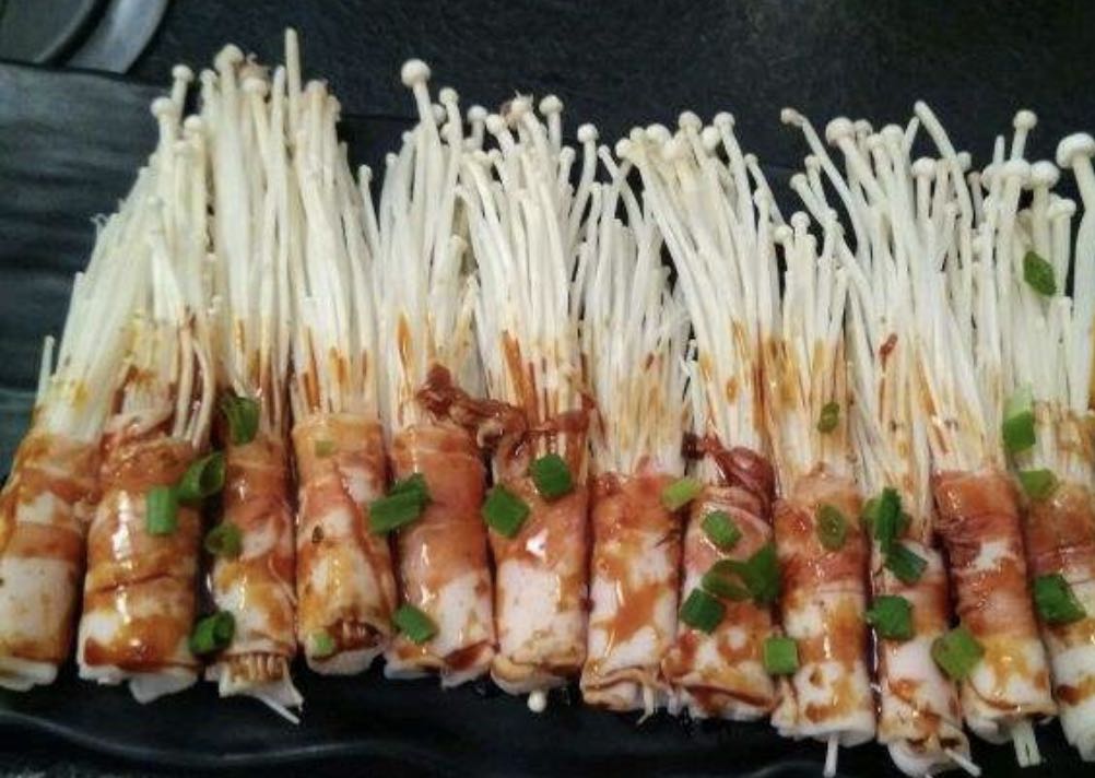 Order Pork Belly with Enoki Mushroom Skewer 五花肉金針菇串 food online from Teppan Bbq store, Pittsburgh on bringmethat.com