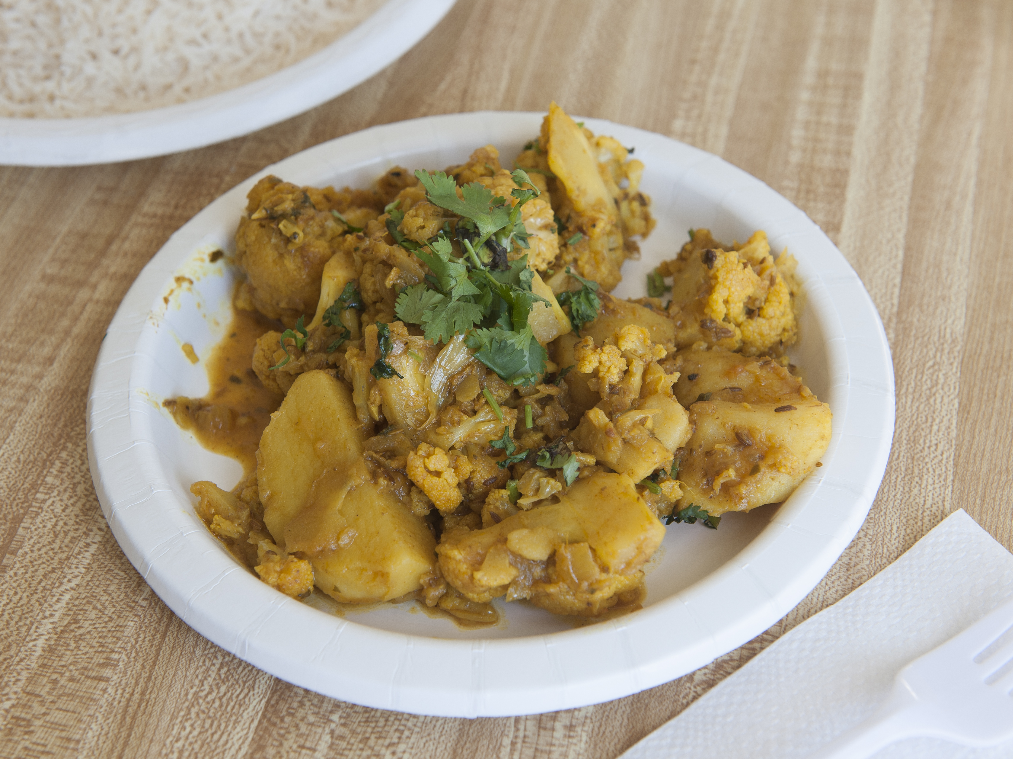 Order Aloo Gobi food online from New India Sweets & Spices store, Los Angeles on bringmethat.com