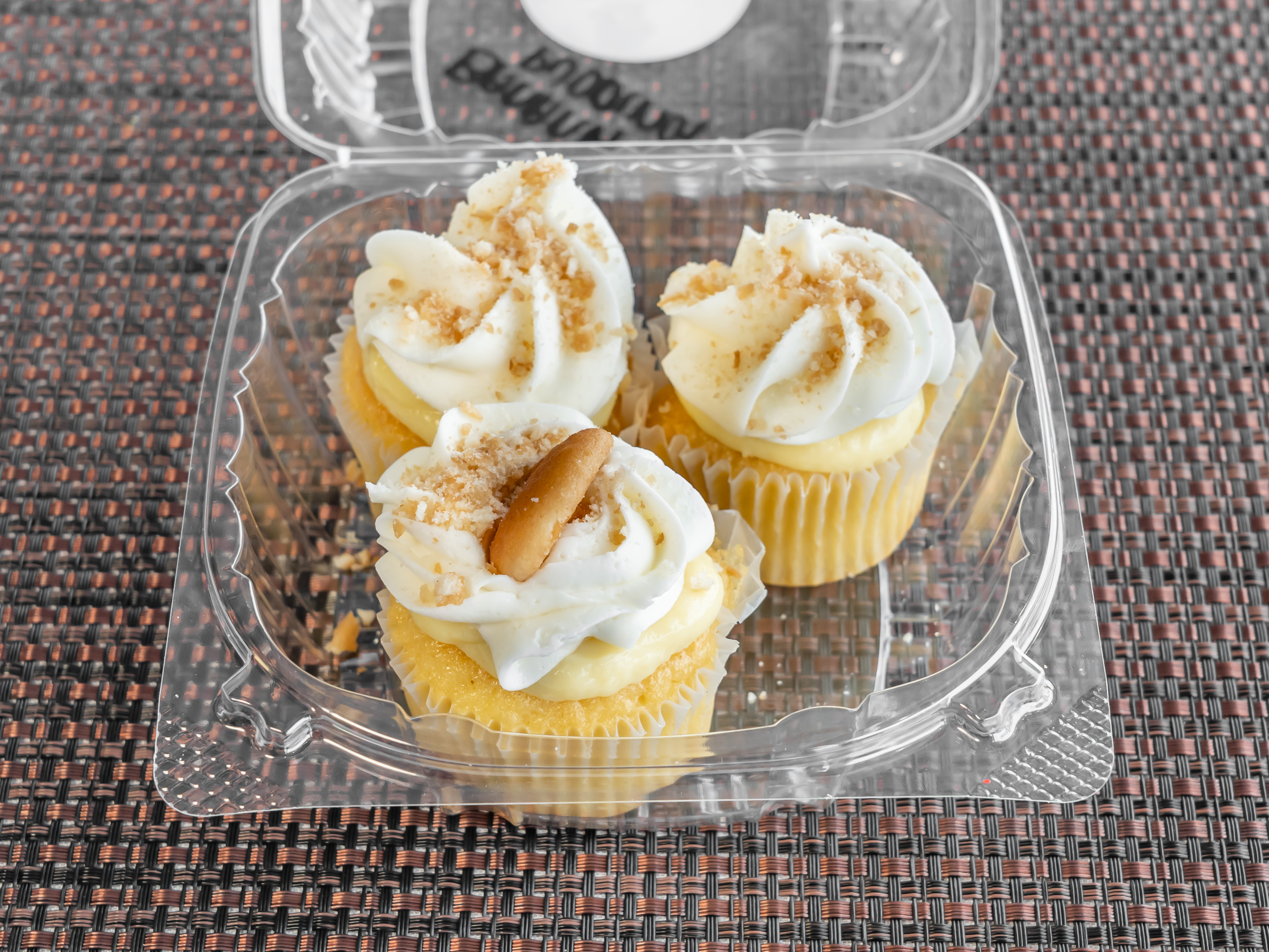 Order 3 Banana Pudding Cupcakes food online from Sweetalicious Sweets store, Madison Heights on bringmethat.com