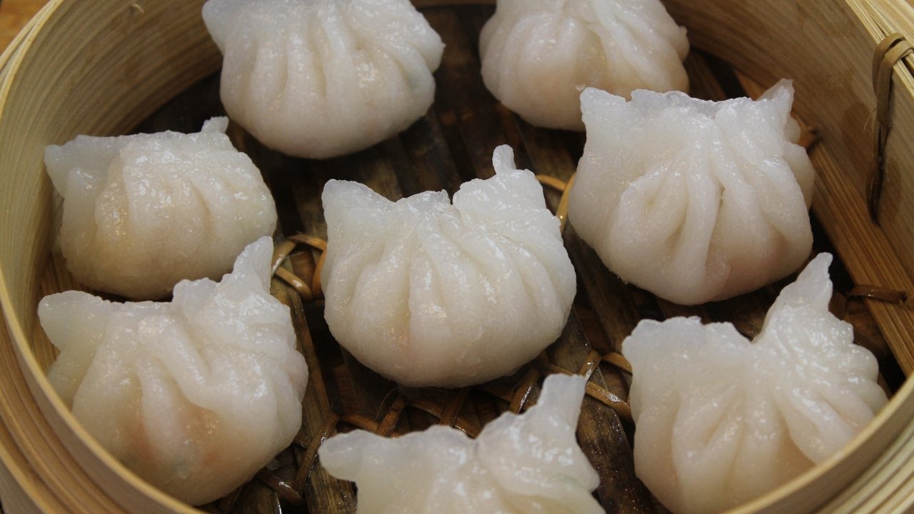 Order Steamed Har Gow Shrimp Dumplings  (8 pieces) food online from Lucky Star store, Philadelphia on bringmethat.com