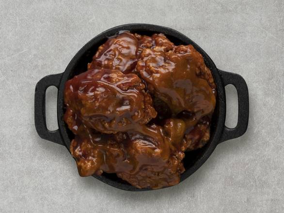 Order BBQ Boneless Wings food online from Just Wing It store, Agoura Hills on bringmethat.com