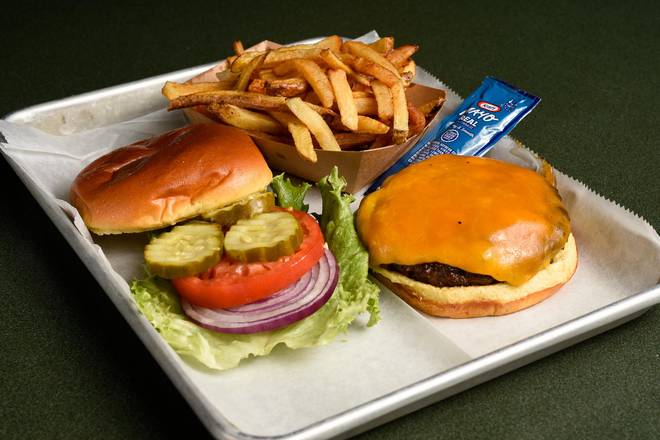 Order Bench Warmers  Burger food online from Bench Warmers Sports Grill store, Stockbridge on bringmethat.com
