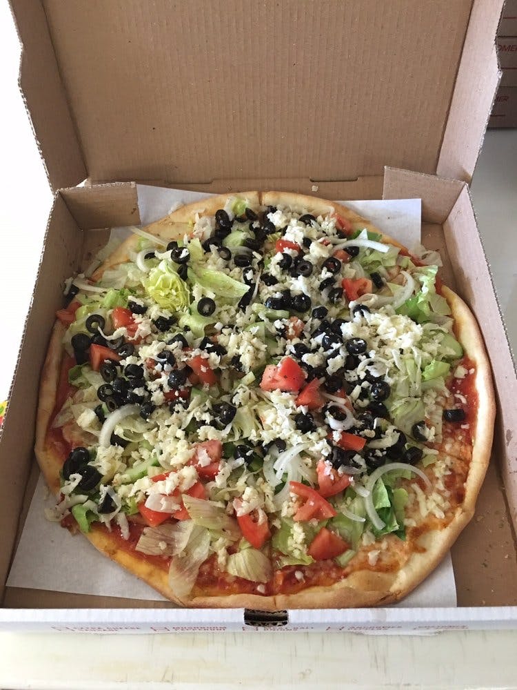 Order Salad Pizza - Medium 14'' food online from Pompeii Pizzeria Delivery & Catering store, Clark on bringmethat.com