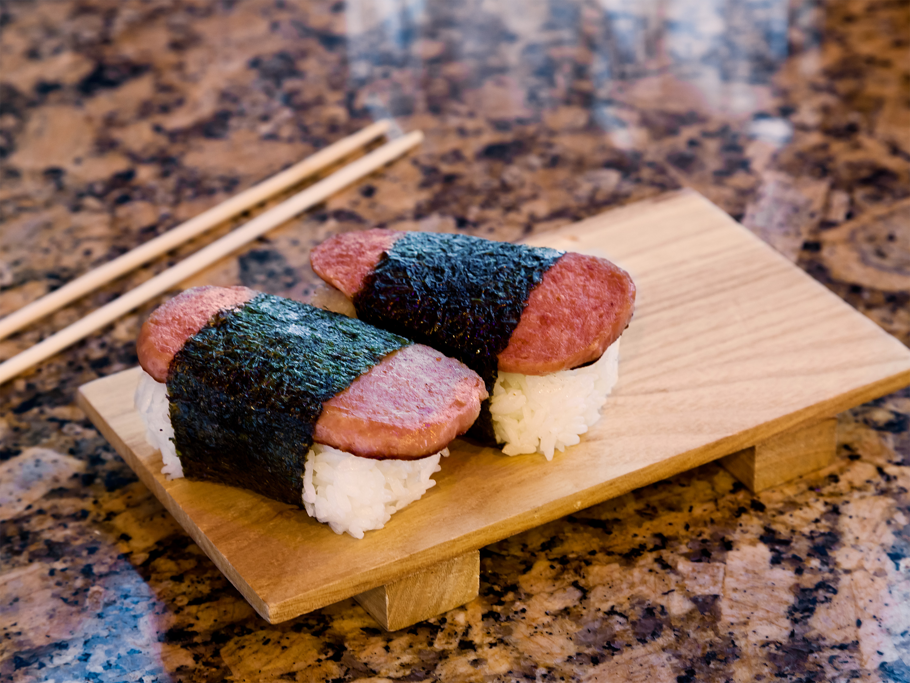 Order Spam Musubi (2pc.) food online from Hawaiian Grill Express store, San Leandro on bringmethat.com