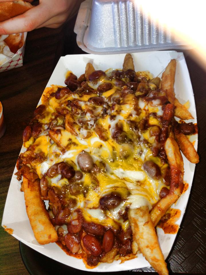 Order Chili Cheese Signature Fries food online from Kirk Steakburgers store, Campbell on bringmethat.com