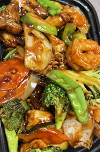Order H3. Hunan Combination food online from Panda Chef store, Sachse on bringmethat.com