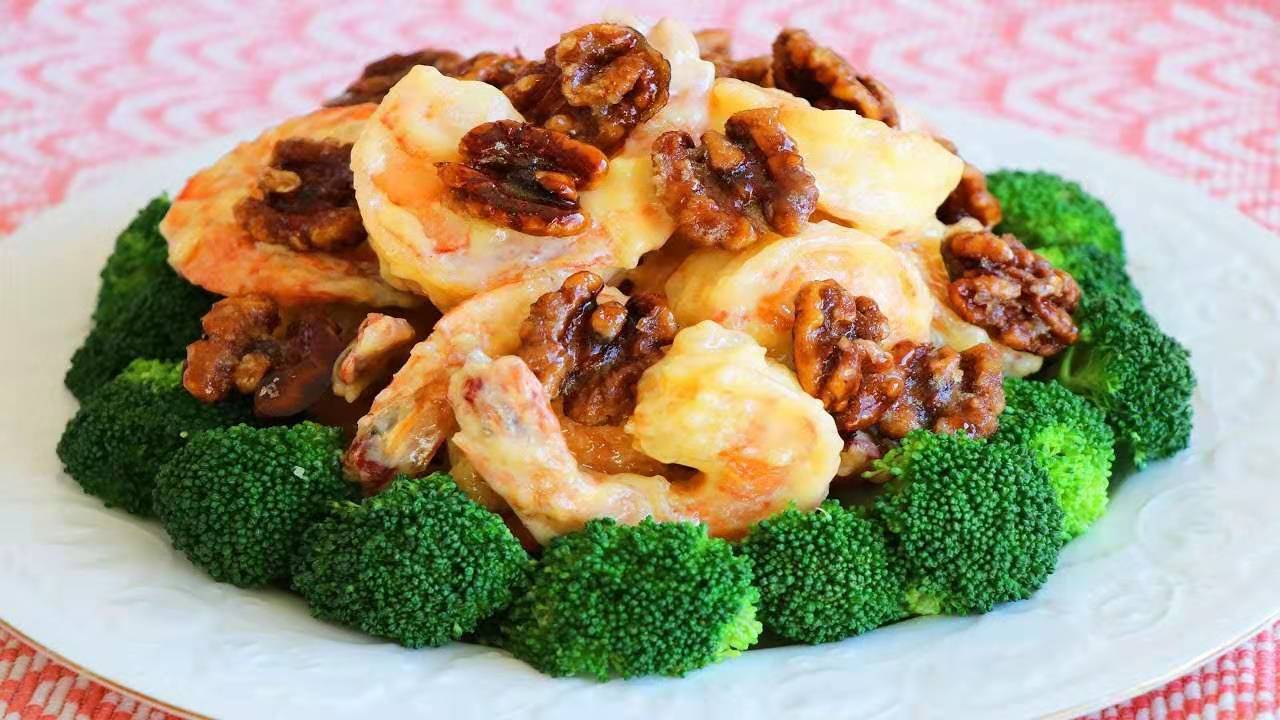 Order Creamy walnut shrimp with broccoli food online from Pacific East store, Cleveland Heights on bringmethat.com