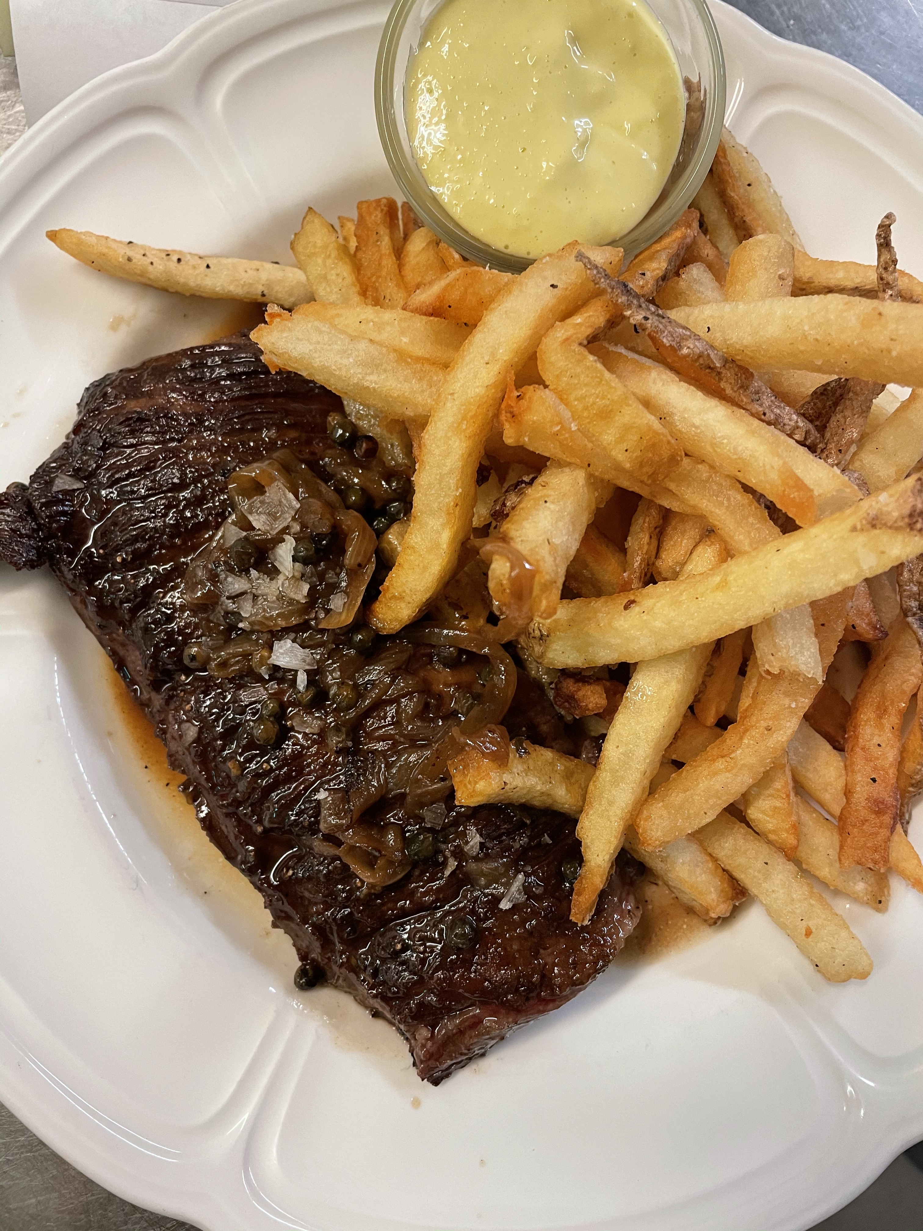 Order Steak Frites food online from Poulet Sans Tete store, New York on bringmethat.com