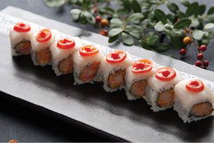 Order Snow White Roll food online from Ten Asian Bistro store, Trumbull on bringmethat.com