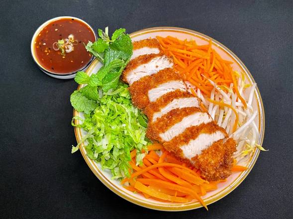 Order Chicken Salad food online from Siam Thai Asian Cuisine store, Arden Hills on bringmethat.com
