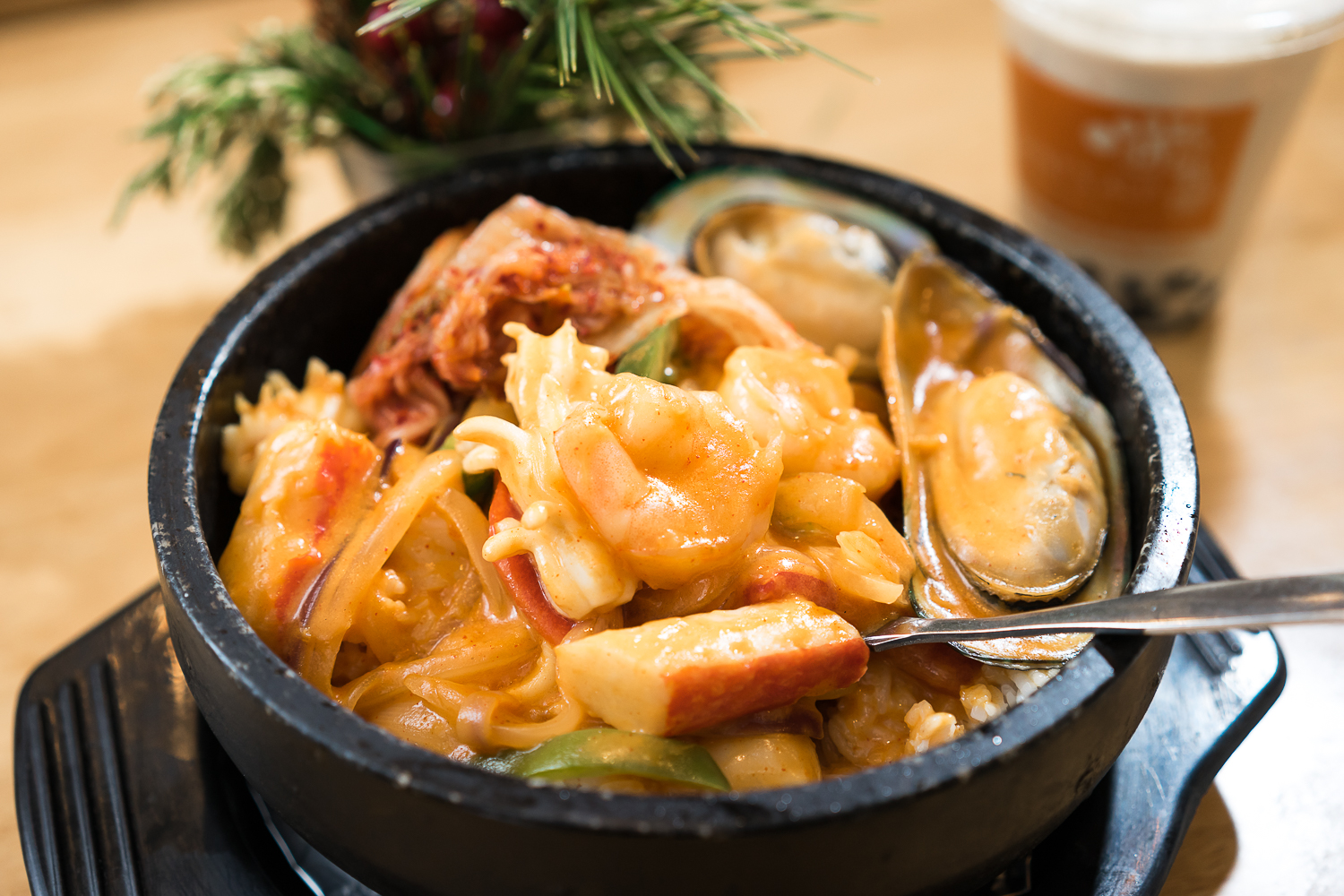 Order Seafood Bowl with Kimchi in Korean Sauce food online from Saints Alp Teahouse store, Chicago on bringmethat.com