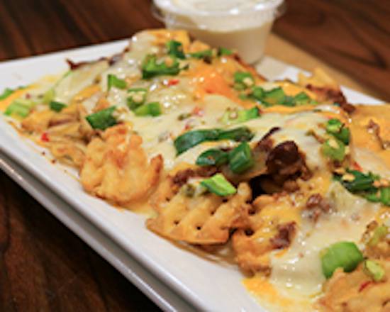 Order SSD Nachos food online from Silver Spoon Diner store, New York on bringmethat.com