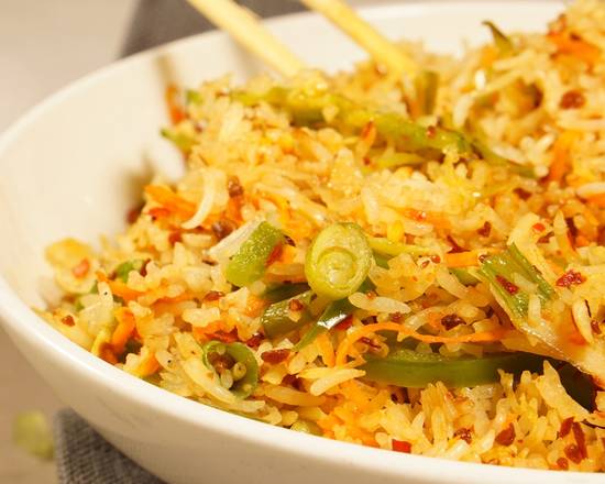 Order Burnt Garlic Chili Fried Rice food online from Inchin Bamboo Garden store, North Olmsted on bringmethat.com