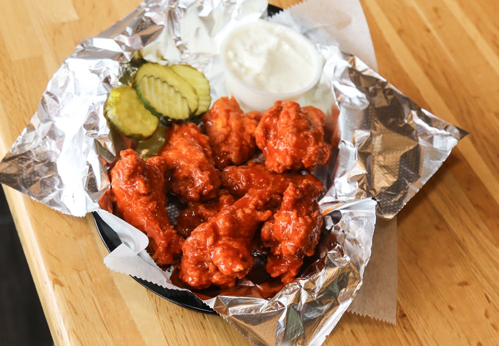 Order Chicken Wings - Side food online from Lynnfield House of Pizza store, Lynnfield on bringmethat.com