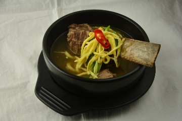 Order Short Rib Soup food online from Seoulville store, Somerville on bringmethat.com