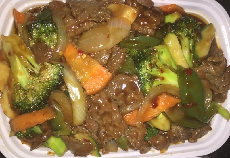 Order 95. Szechuan Beef(Spicy) food online from Chen's Yummy House store, Dumont on bringmethat.com