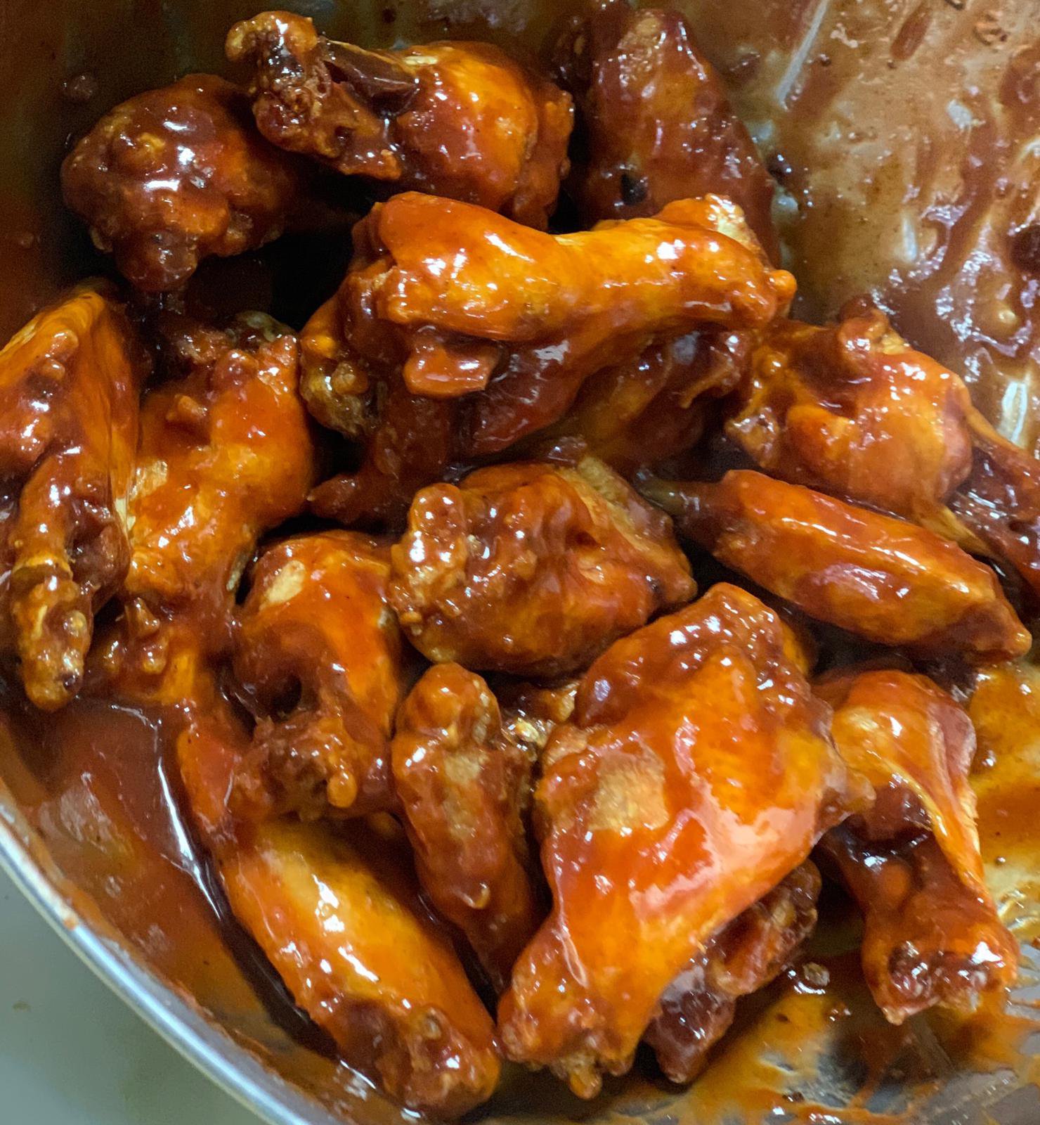 Order Wings food online from Paradise Pizza & Grill store, Southington on bringmethat.com