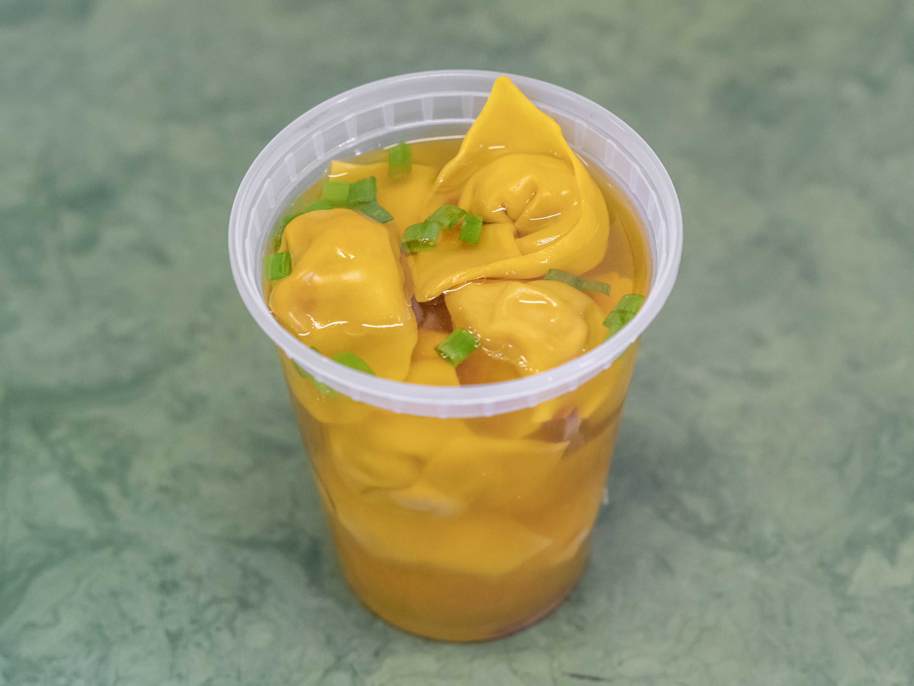 Order 云吞汤Wonton Soup  food online from Chopsticks House store, Mount Laurel Township on bringmethat.com