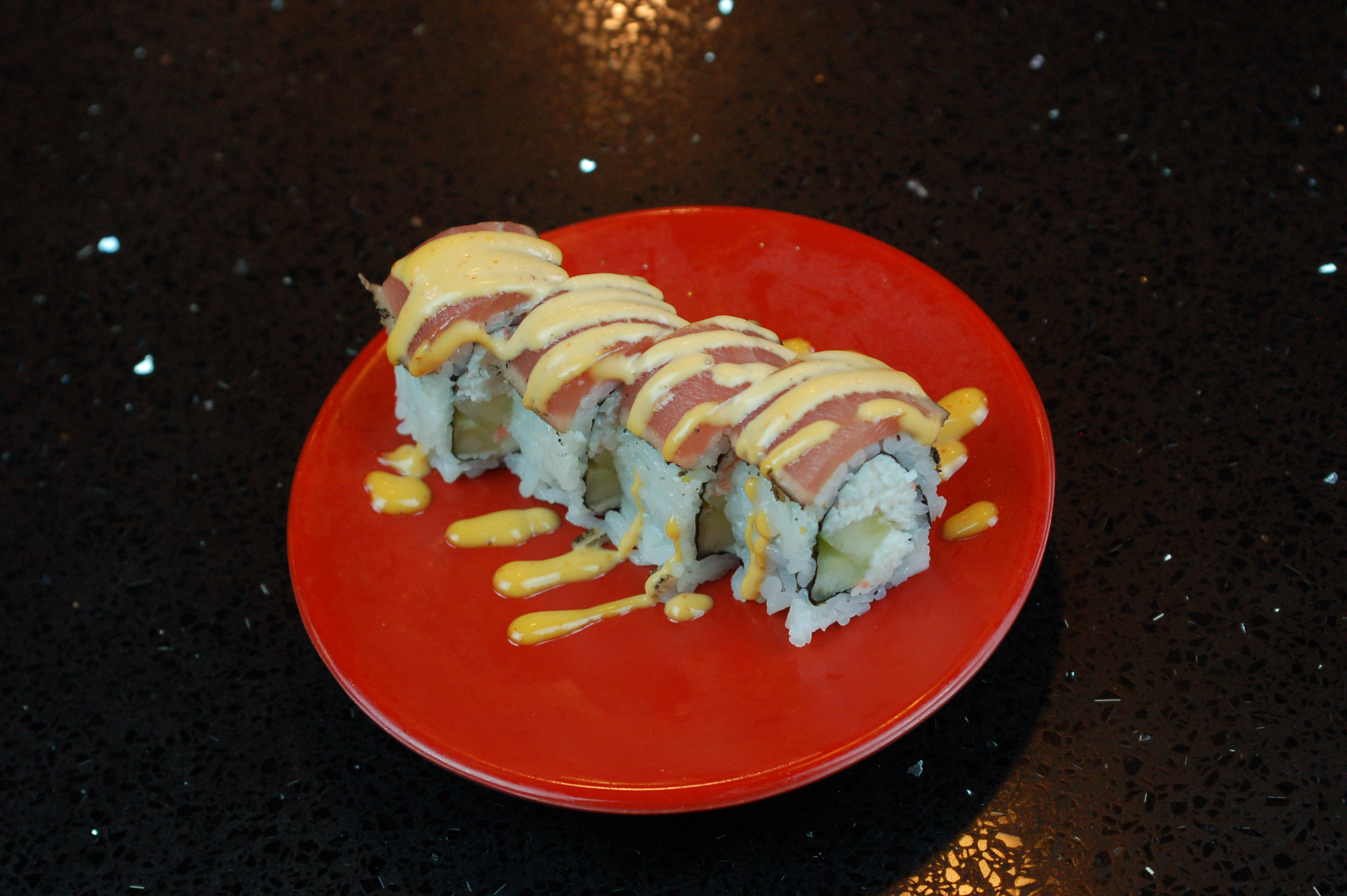 Order Pepper Tuna Roll food online from Sushi Hada store, Portland on bringmethat.com