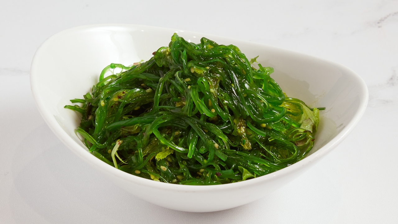 Order Seaweed Salad food online from Yoki store, Medford on bringmethat.com