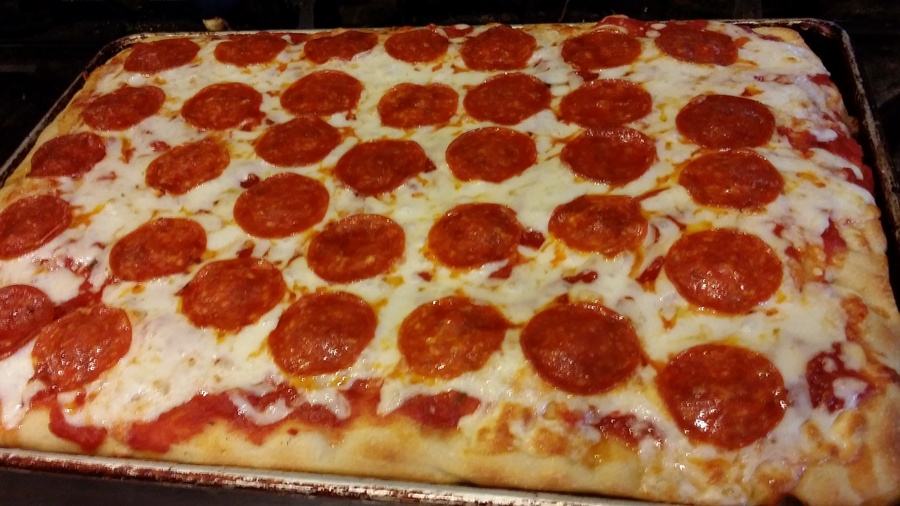 Order 16" Large Pepperoni Pizza food online from Market Gourmet store, Camden on bringmethat.com