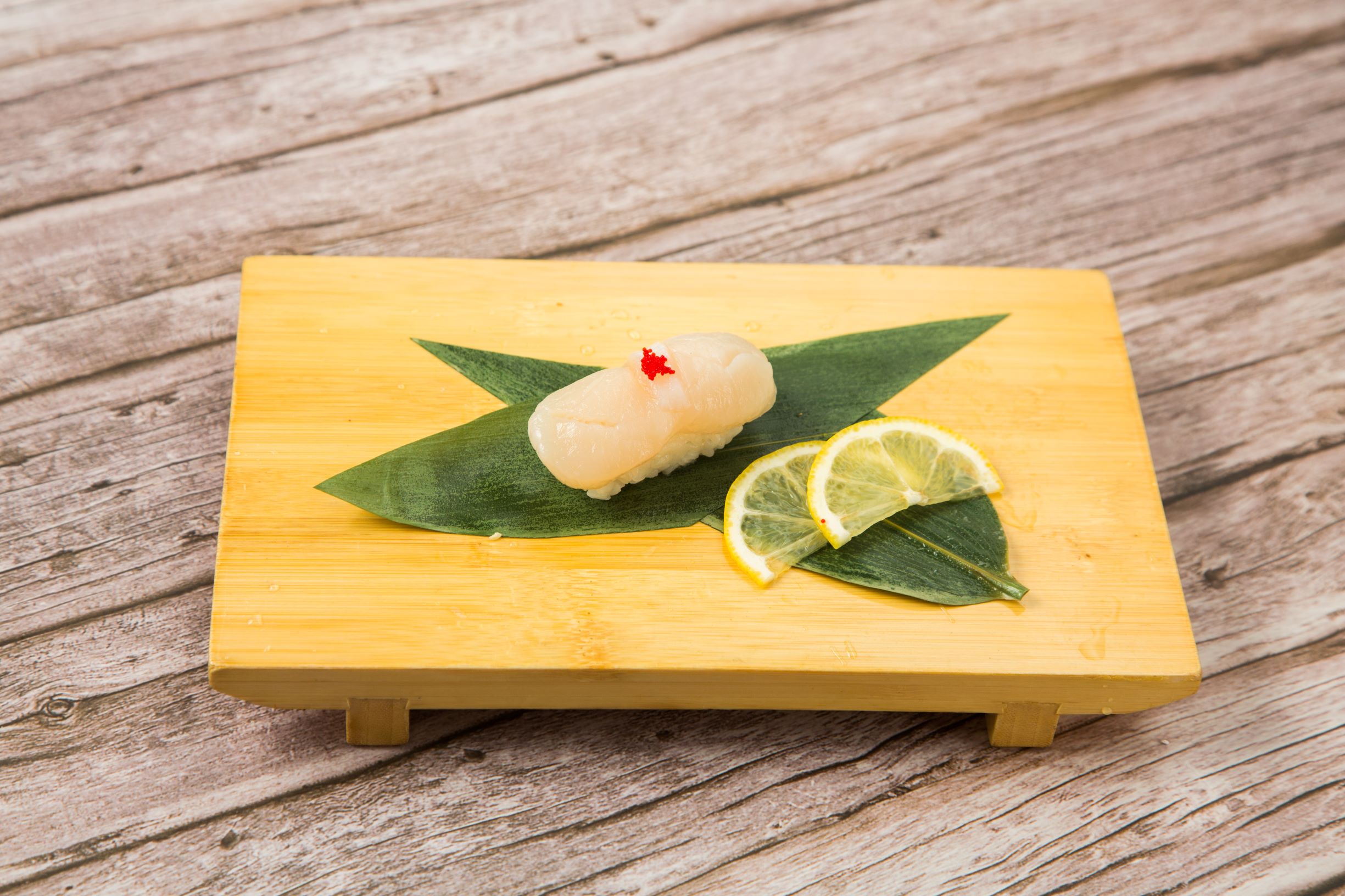 Order Scallop /Hiragana food online from Sushi para japanese restaurant store, New York on bringmethat.com