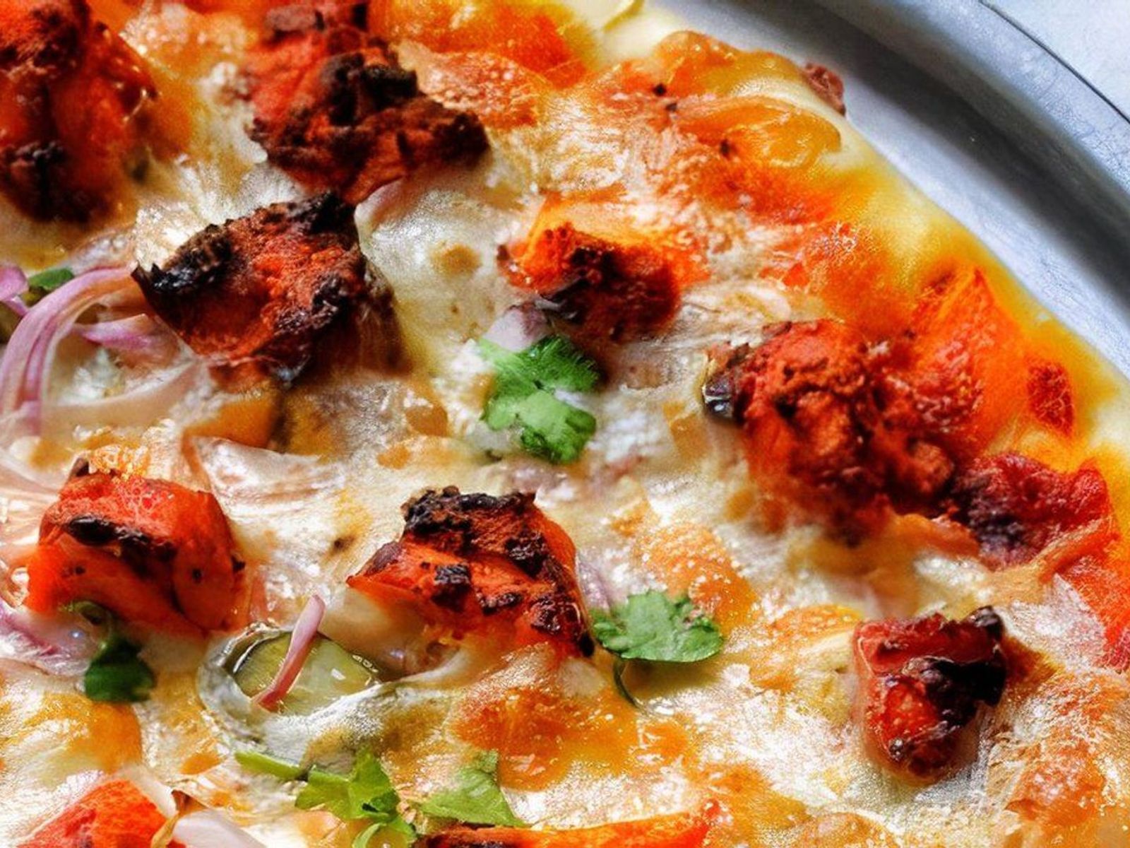 Order Chicken Tikka Masala Pizza food online from Curry Home store, Pittsburgh on bringmethat.com