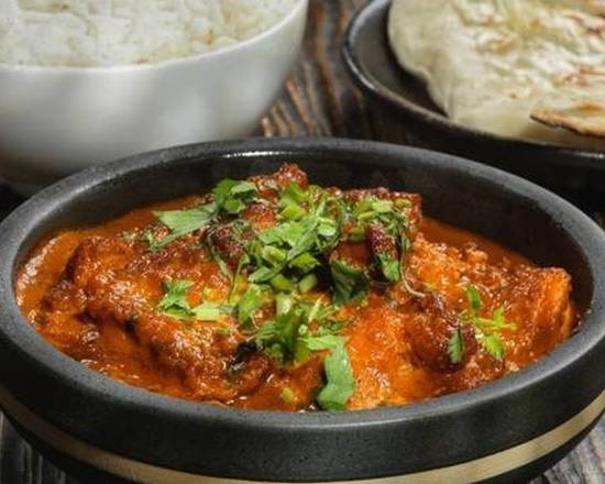 Order Chicken Butter Masala food online from Inchin Bamboo Garden store, North Olmsted on bringmethat.com