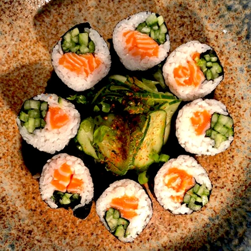 Order SALMON FRESH ROLL food online from Palenque Grill store, McAllen on bringmethat.com