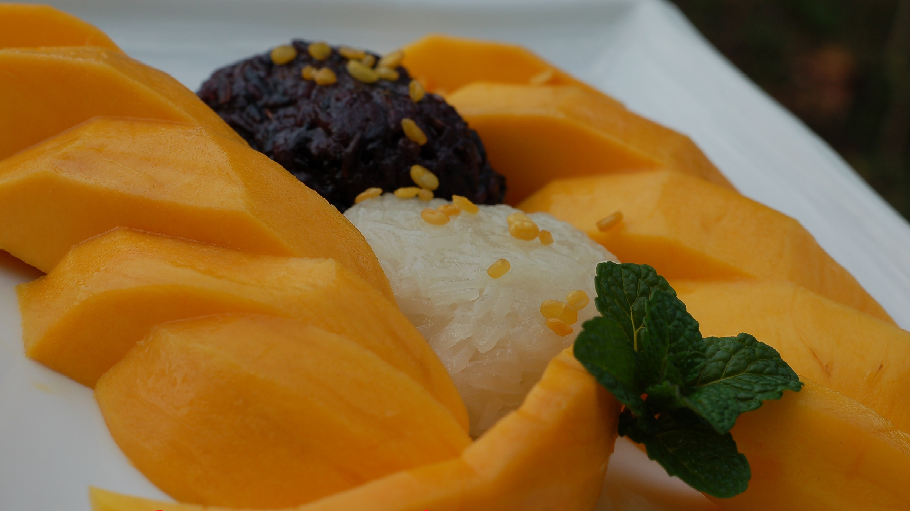 Order Sweet Rice with Mango food online from The Old Siam store, Sunnyvale on bringmethat.com
