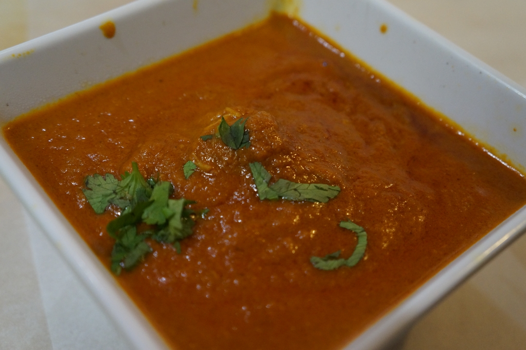 Order Chicken Curry food online from New Tandoori Cafe store, San Jose on bringmethat.com