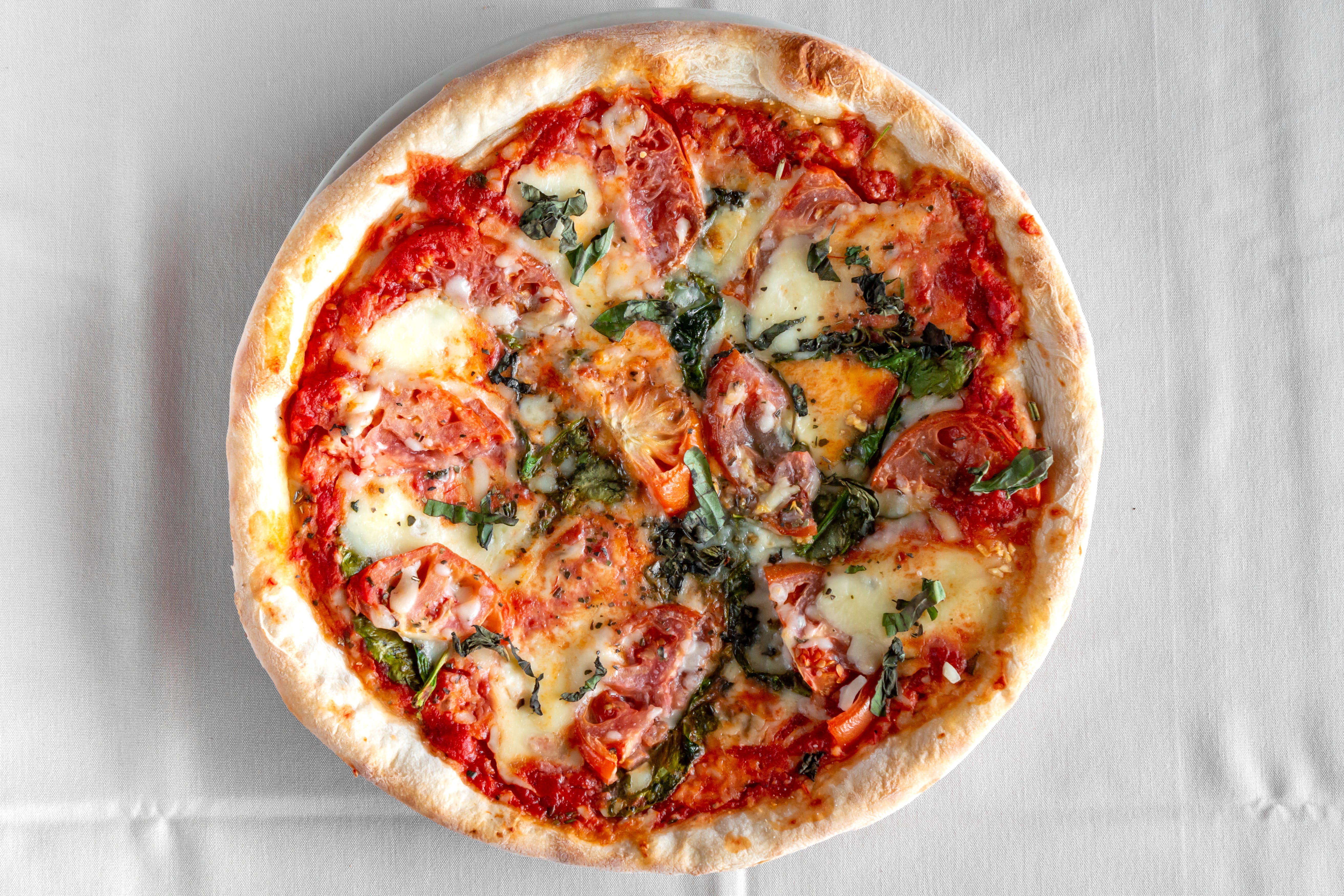 Order Margarita Pizza - Medium 14" food online from Portofino store, Kensington on bringmethat.com