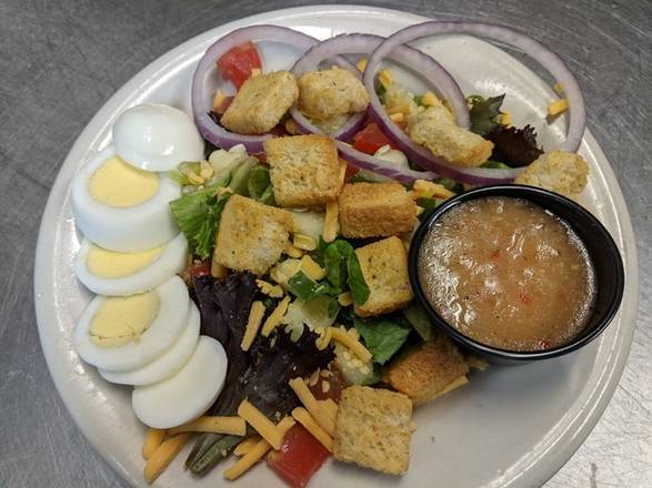 Order House Dinner Salad food online from Hooley House Sports Pub & Grille store, Akron on bringmethat.com