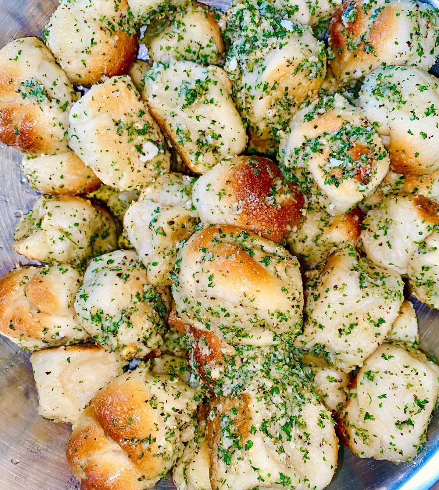 Order Garlic Knots - 6 Pieces food online from Pat D Pizza store, Howell Township on bringmethat.com